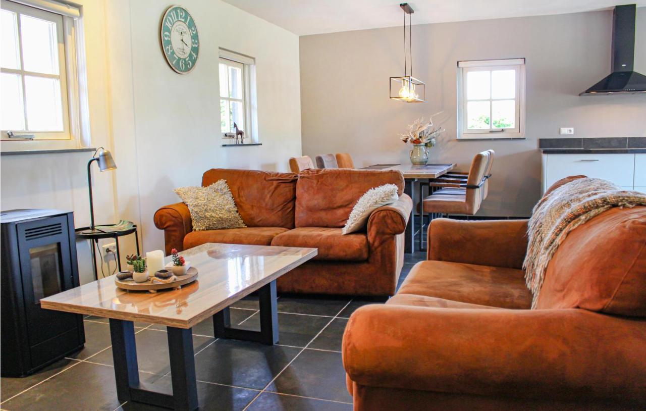 2 Bedroom Awesome Home In Udenhout Buitenkant foto