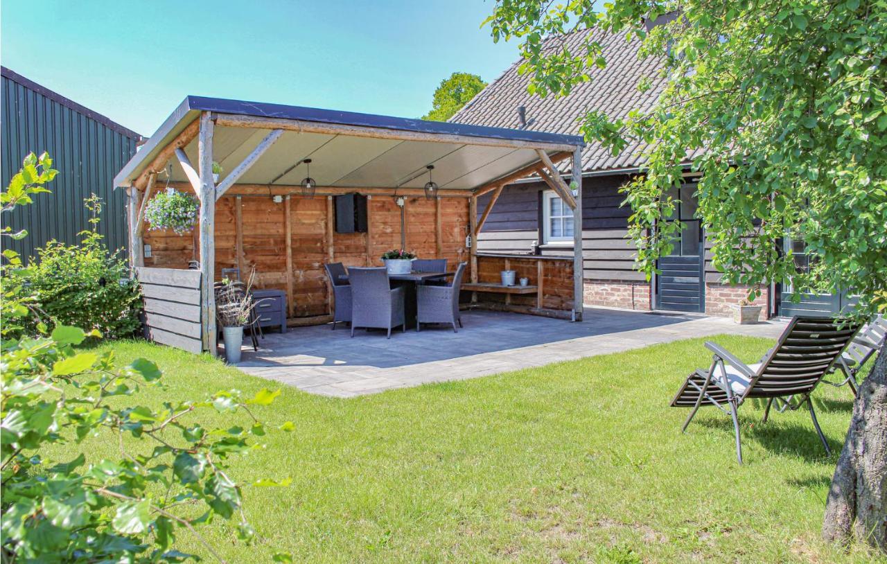 2 Bedroom Awesome Home In Udenhout Buitenkant foto