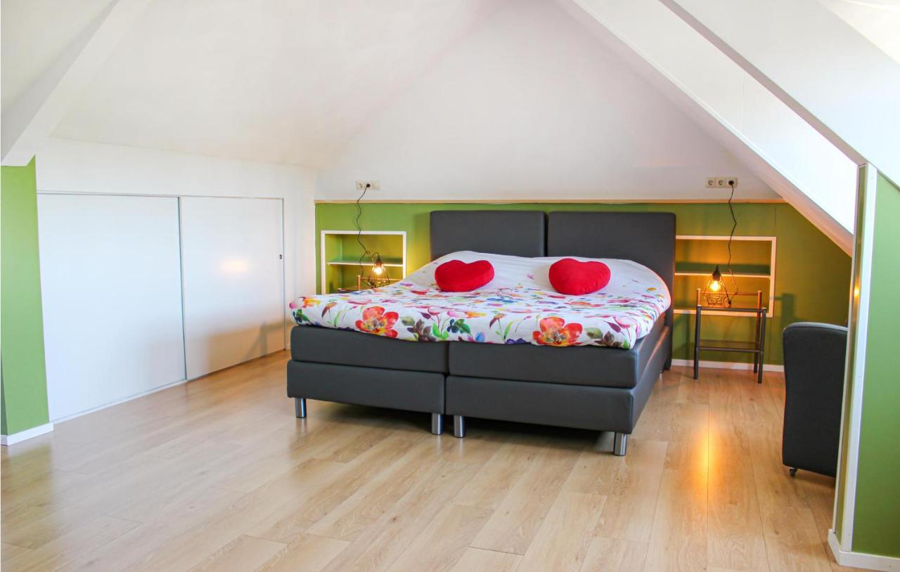 2 Bedroom Awesome Home In Udenhout Buitenkant foto